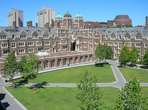 伊利诺理工大学