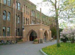留学日本盘点文科专业比较好的大学